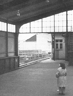 Hermann Pitz, Neuinszenierung des U-Bahnhof Gleisdreieck, Berlin, 1980